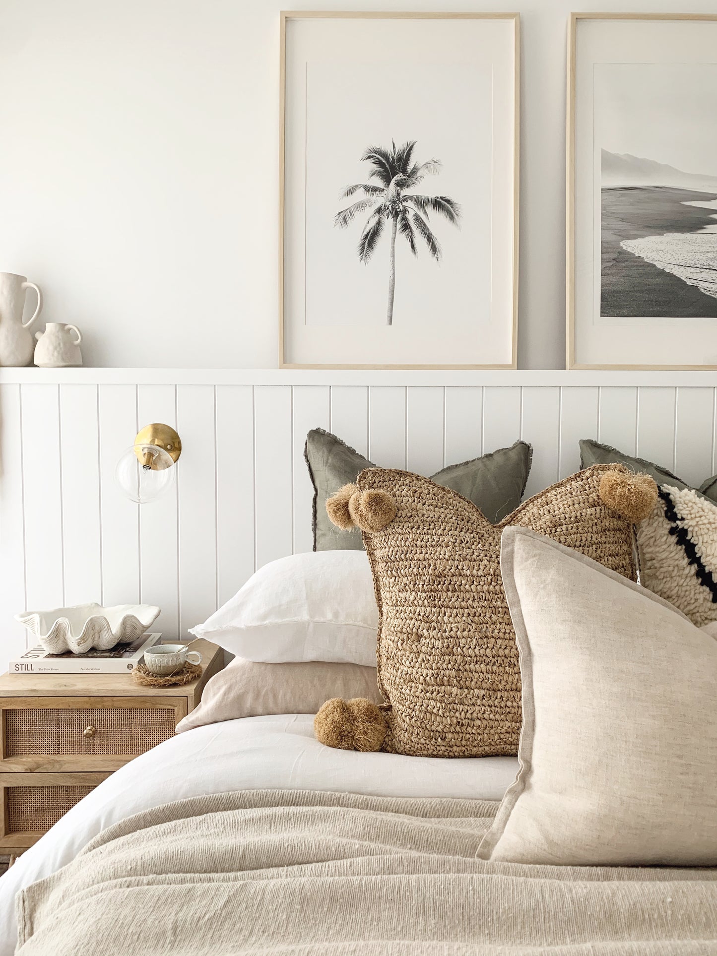 Ellidy | Pom Pom Cushion