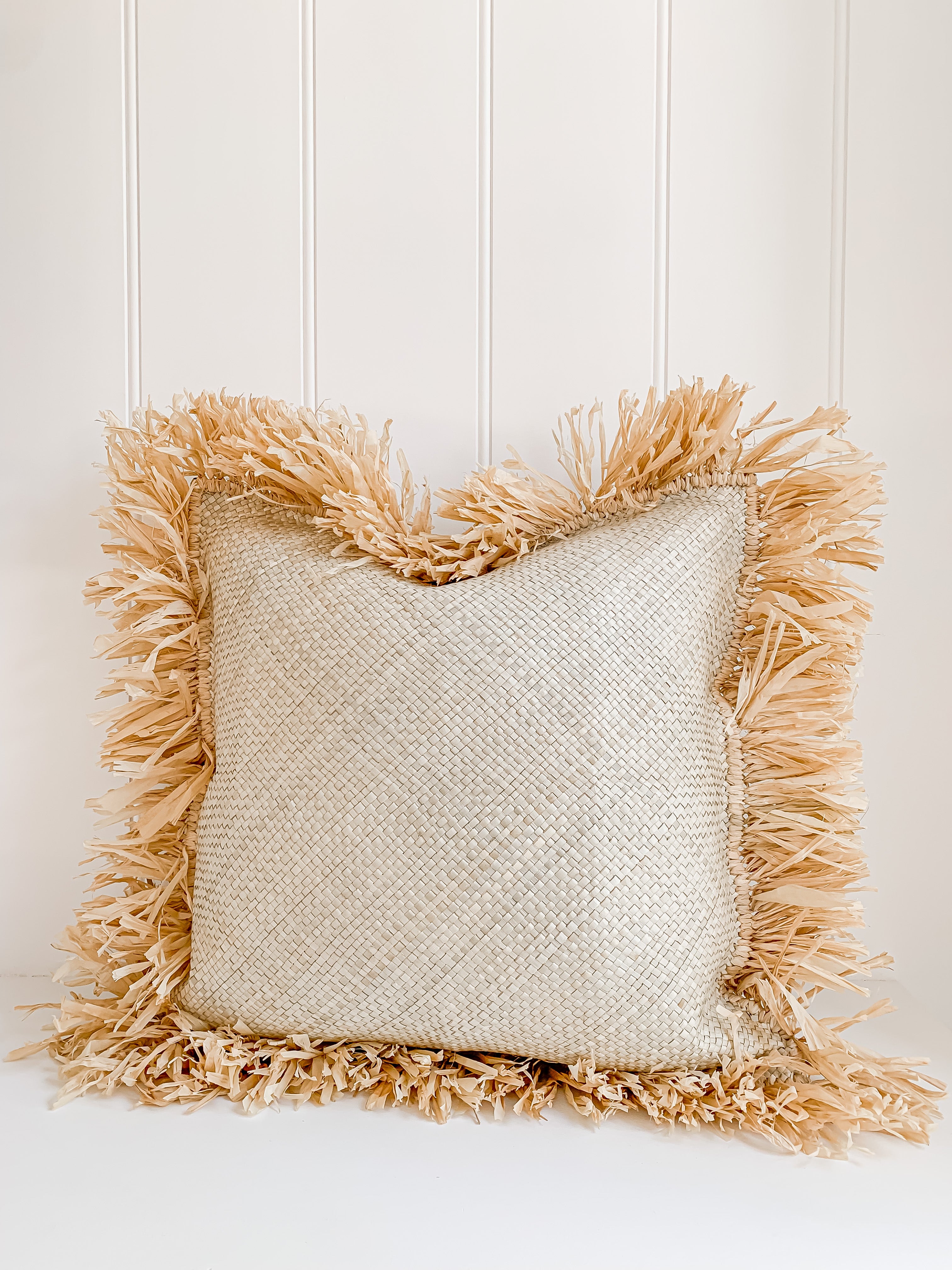 Zali | Raffia cushion
