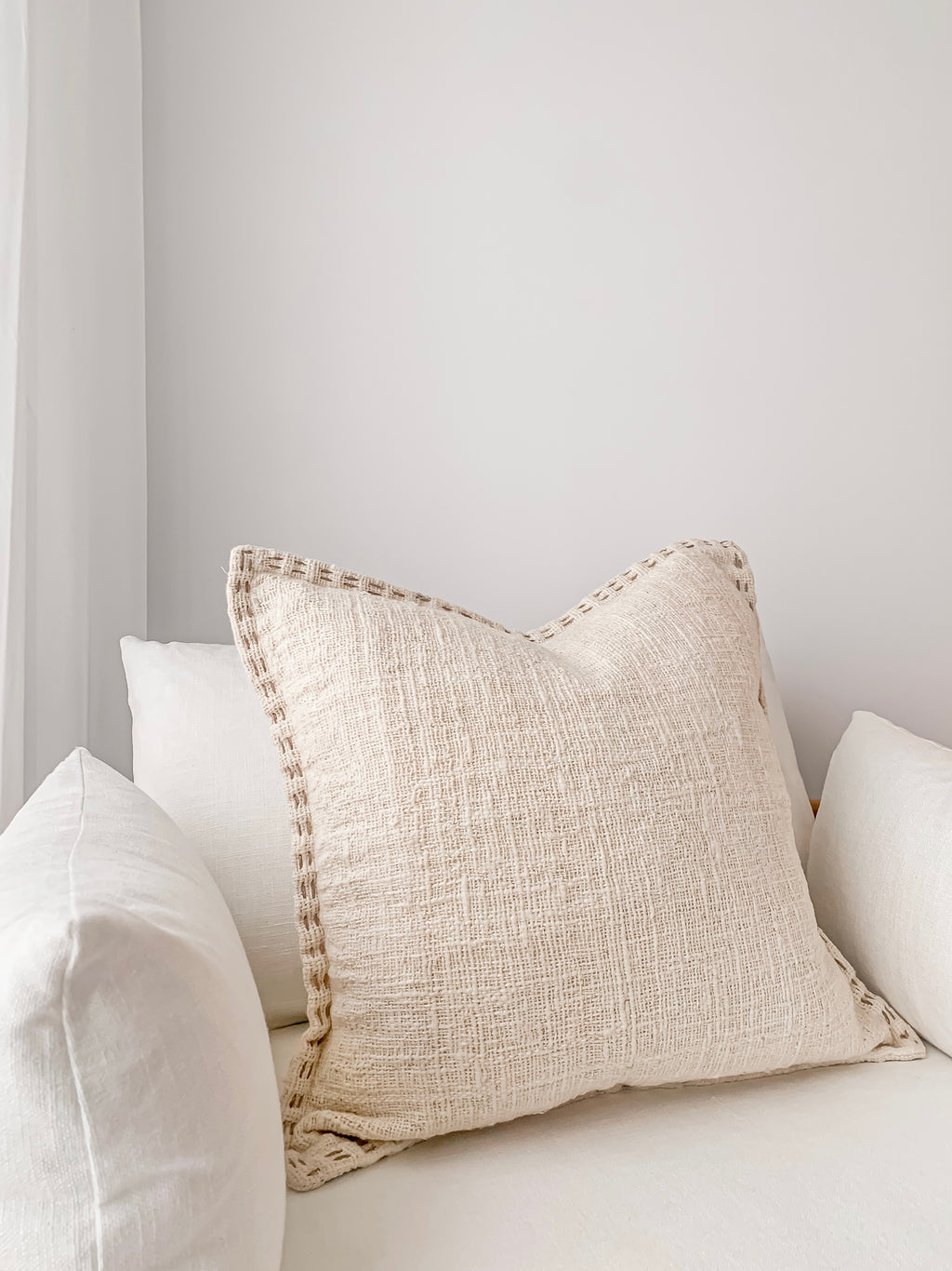 Mila | Natural Cushion