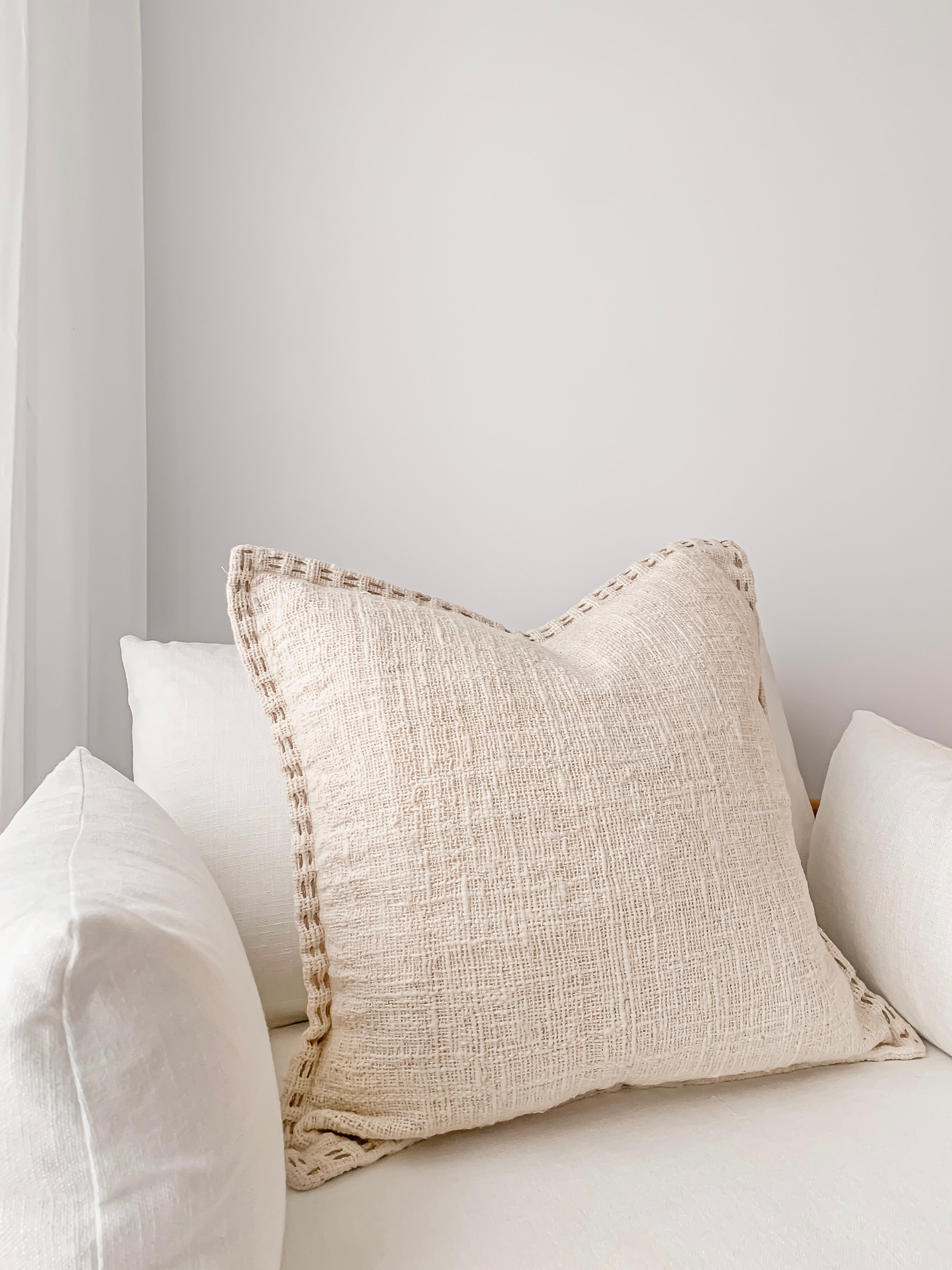 Mila | Natural Cushion